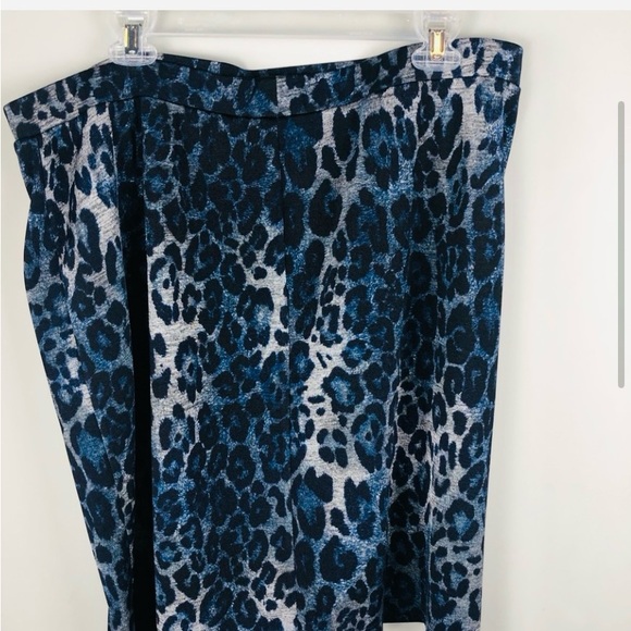Stunning!SimontonSays•XL•Blue Leopard•Animal Print•Skirt•Pull On Metallic Thread - Picture 10 of 10